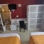 Du Tricastin Hotell 2*