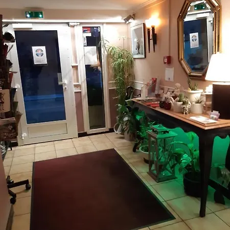 Du Tricastin Hotel