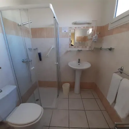Du Tricastin Hotel 2*