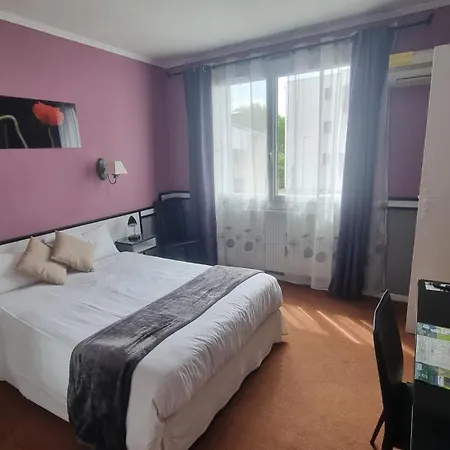 Du Tricastin Hotel