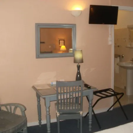 Du Tricastin Hotel