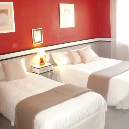 Hotel Du Tricastin 2*