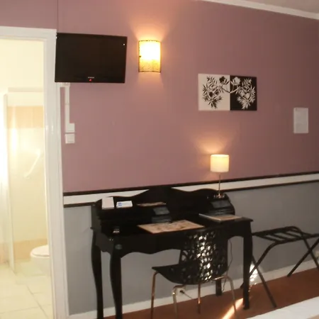 Hotel Du Tricastin Pierrelatte