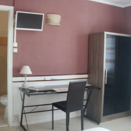 Hotel Du Tricastin