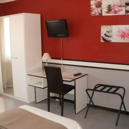 Du Tricastin Hotel