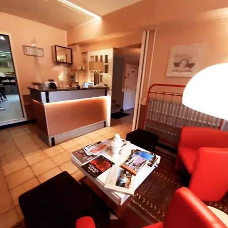 Du Tricastin Hotel