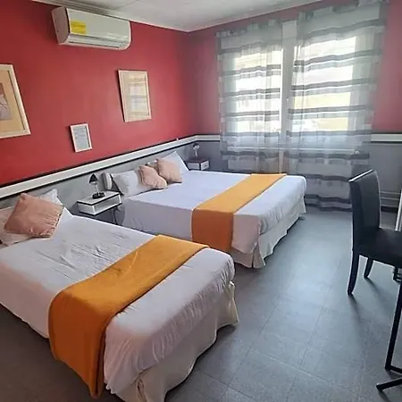 Hotel Du Tricastin