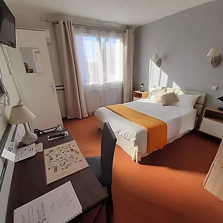 Hotel Du Tricastin Pierrelatte
